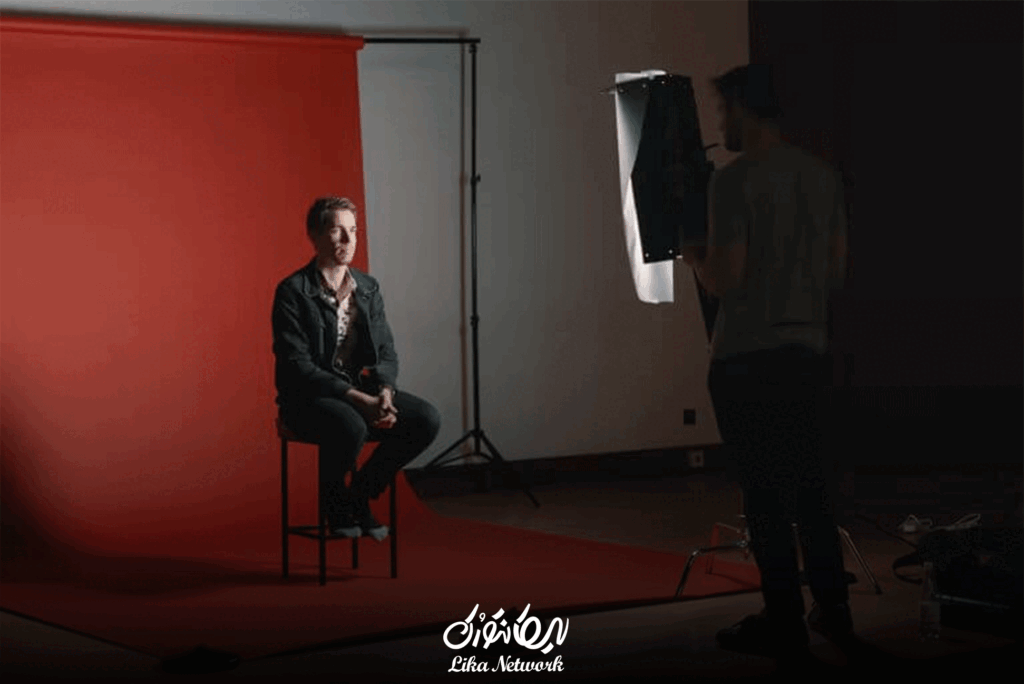 بک ‌گراند با نورهای رنگی LED یا نئون